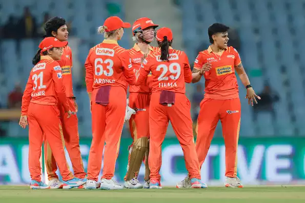  Gujarat Giants Eye Playoffs as They Face Delhi Capitals